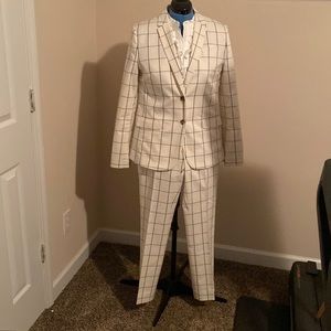 Banana Republic Ladies Pants Suit